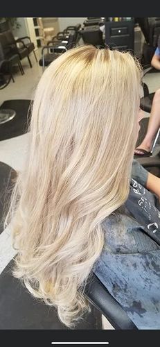 Customer photo review of Moresoo 100% Virgin Hand Tied Sew In Weft Real Human Silky Straight Hair White Blonde (#1000)