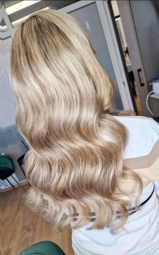 Customer photo review of Moresoo Highlight Blonde Virgin Bundles Genius Weft Brazilian Human Hair (#18P613)