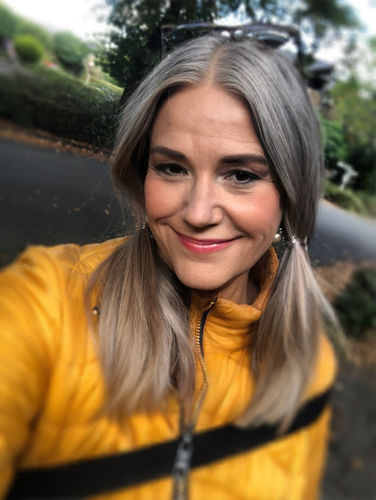 Customer photo review of 129 - Kajal / Eyeliner Aubergine