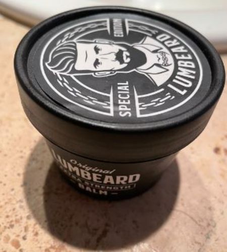 Customer photo review of Bálsamo para Crecimiento de Barba y Bigote Extra Fuerte Minoxidil 18% 100 ml