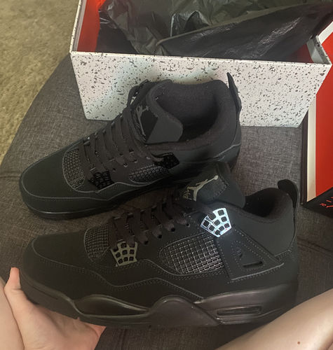 Customer photo review of Nike Air Jordan 4 Retro