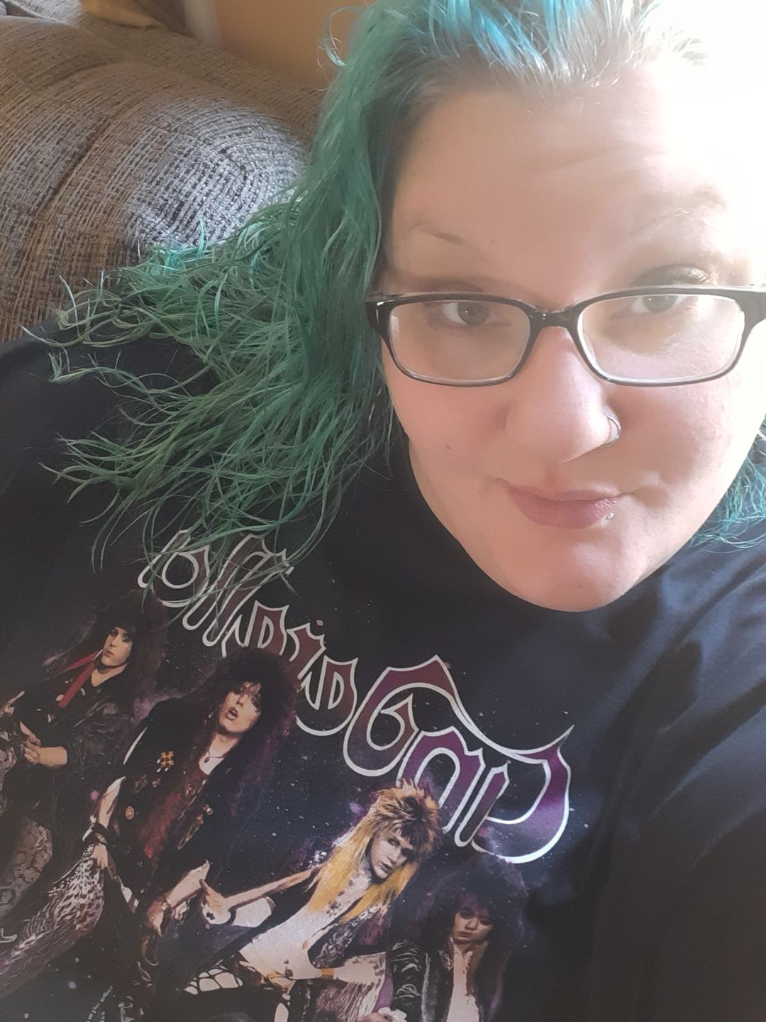 Customer photo review of Cinderella Band Stands T-Shirt