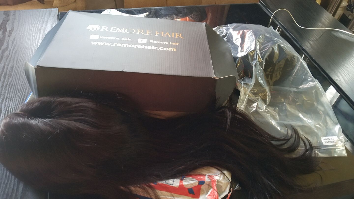 Customer photo review of “LINNY” Grade 13A Straight wig 24”