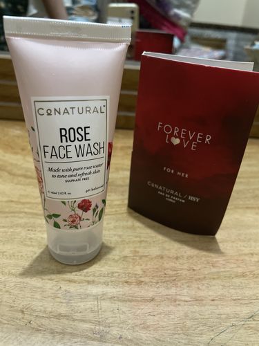Customer photo review of Rose Face Wash