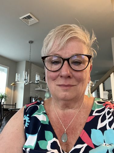 Customer photo review of Loose Mineral Foundation Dispensing Brush