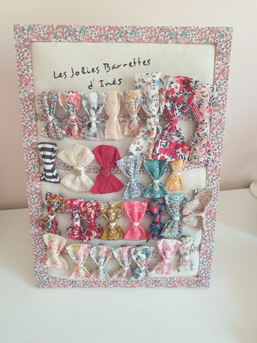 Customer photo review of Porte-barrettes personnalisable Eloïse rose et bleu