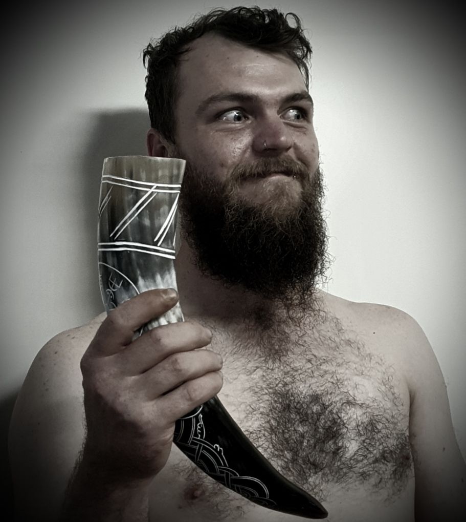Customer photo review of Serpent's Fury Drinking Horn