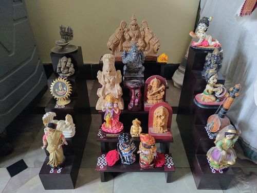Customer photo review of Wooden 5 Step Deity / Pooja Stand With Lamp Stand Set (Pair)