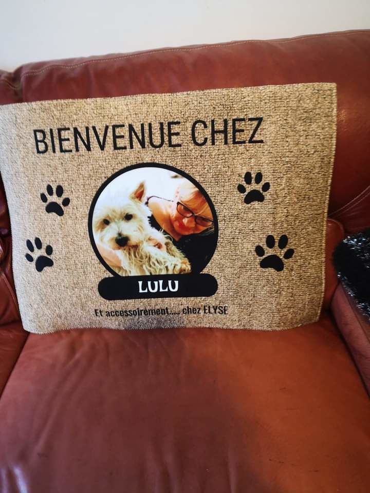 Customer photo review of Photo avec porte-nom - Paillasson personnalisé