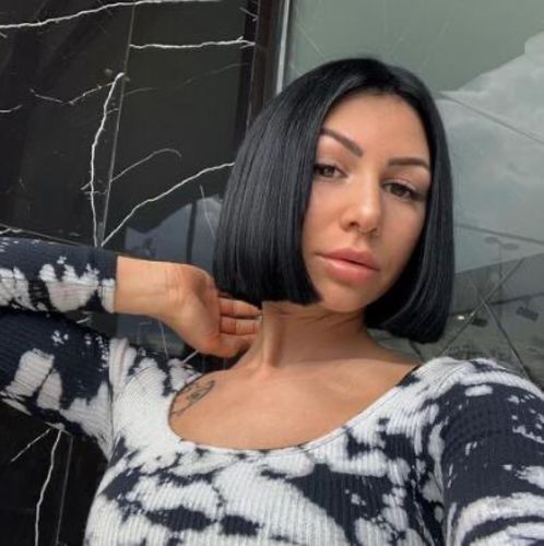 Customer photo review of Moresoo Virgin Sew In Hand Tied Bundles Real Human Hair Weft Darkest Brown (#2)