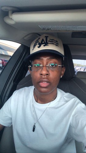 Customer photo review of LA 'Roses' Premium Snapback