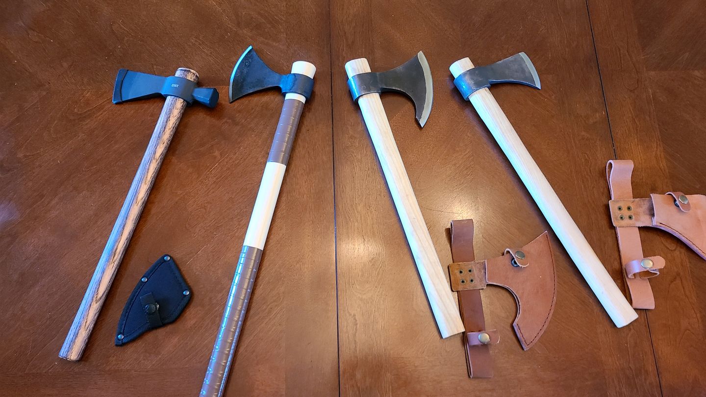 Customer photo review of Hawk Thrower - Raven Forge