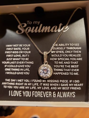 Customer photo review of To My Soulmate - Eternal Hope Necklace