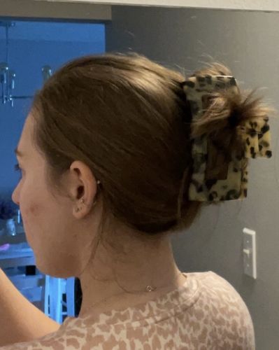 Customer photo review of XXL Dreamy Claw Clip