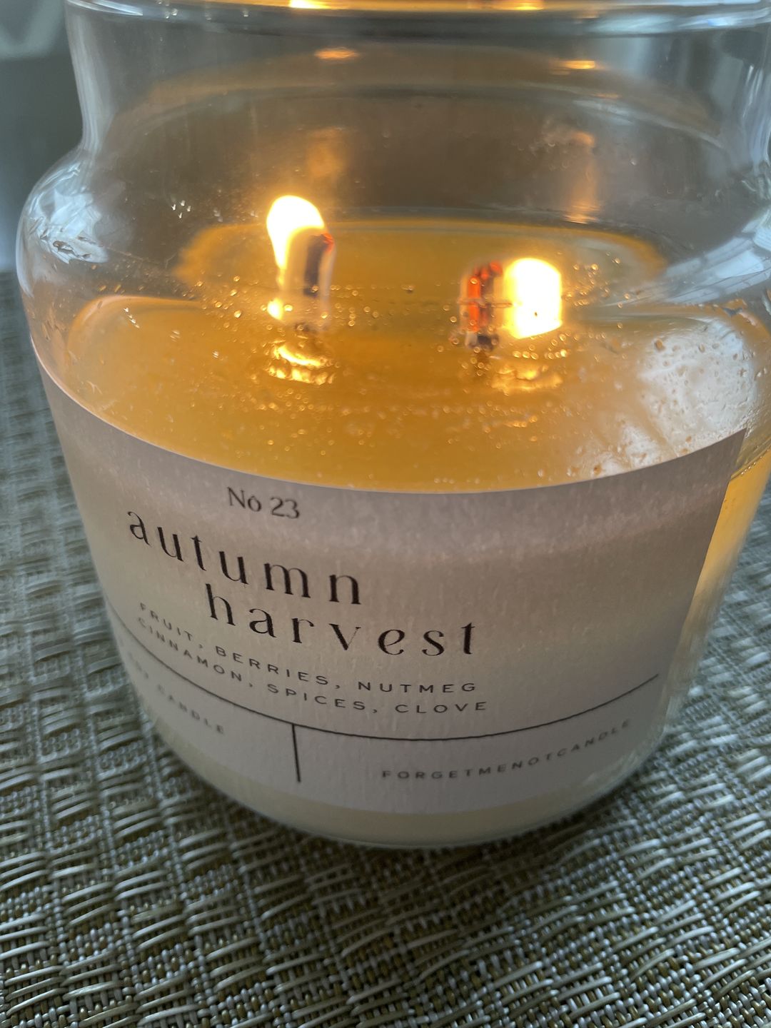 Customer photo review of Autumn Harvest 22 oz Glass Candle
