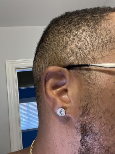 Customer photo review of 2.00 Carat Certified VVS1 Moissanite Halo Earrings