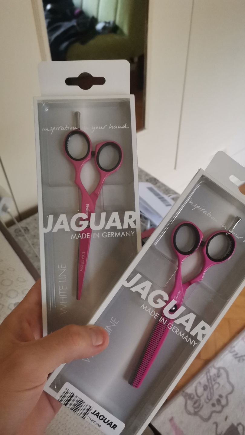 Customer photo review of Jaguar Pastell Plus Candy Hairdressing Scissor Set