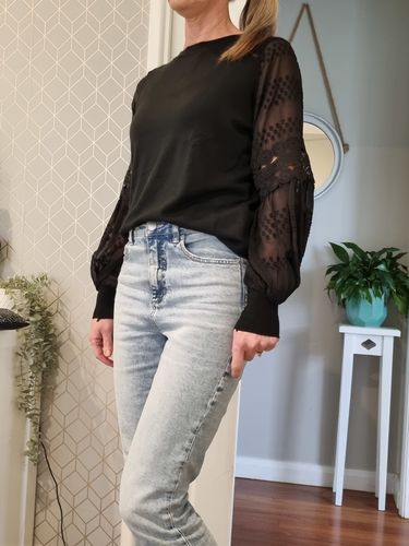 Customer photo review of Molli | Detailed Sleeve  Knit in Black