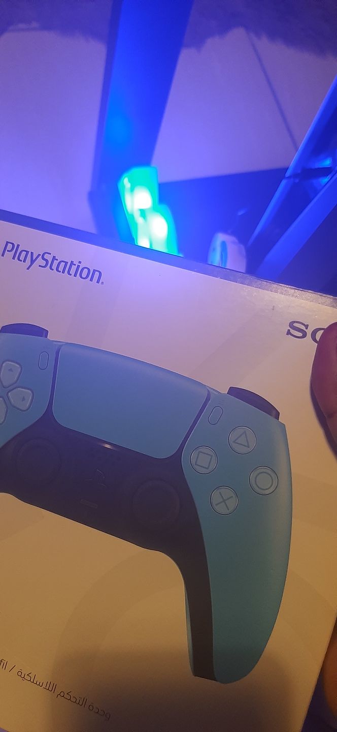 Customer photo review of PlayStation 5 (PS5) DualSense Wireless Controller - Starlight Blue