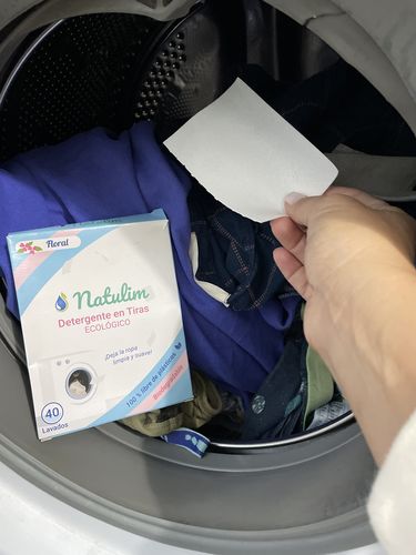 Customer photo review of Eco-Tiras de Detergente 40 lavados Natulim