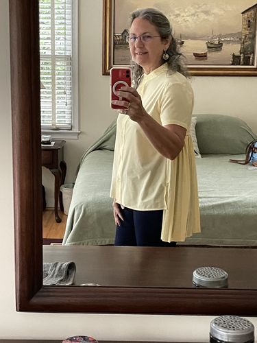 Customer photo review of Ada Top