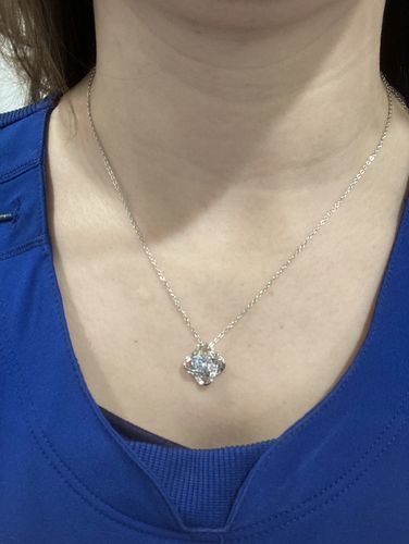 Customer photo review of To My Best Friend, I Value You - Love Knot Necklace (BF15)