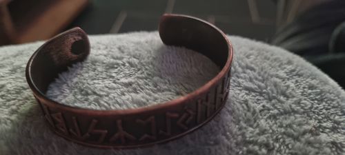 Customer photo review of BRACELET RUNES - CUIVRE ANTIQUE