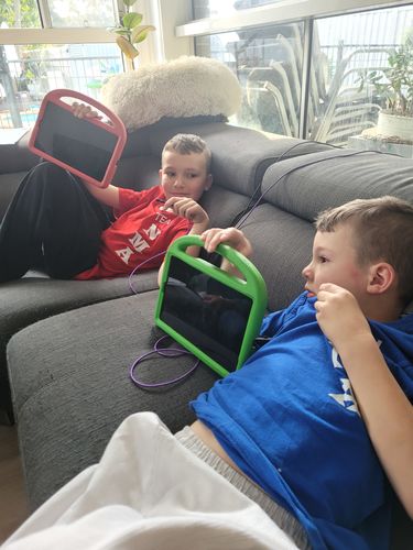 Customer photo review of Your Go To Cable - Charges All Your Devices