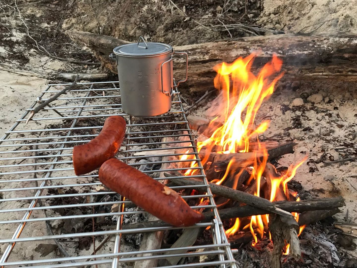 Customer photo review of Valtcan Titanium Camping Pot 750ml with Handles