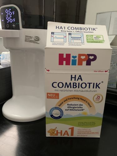 Customer photo review of HiPP HA Hypoallergenic Combiotik Infant Milk Formula Stage 1 (600g), 1 Box