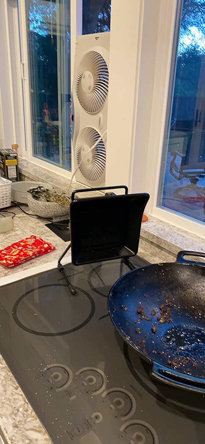 Customer photo review of VALTCAN Fume Extractor Solder Smoke Absorber Remover Fan Portable