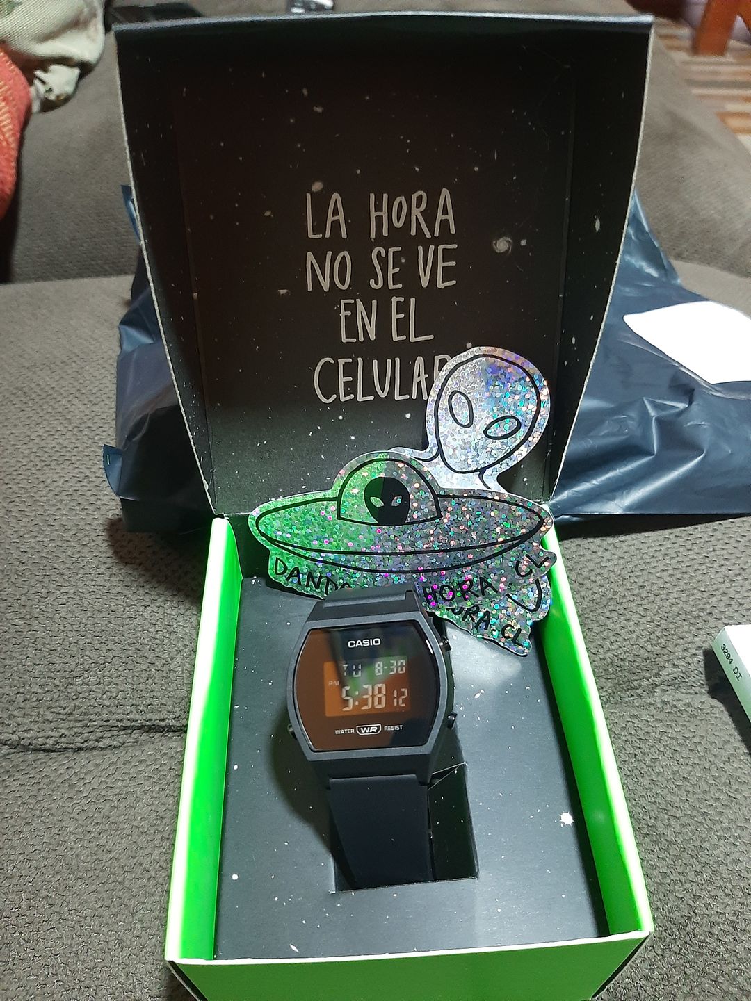 Customer photo review of Reloj Casio Vintage LW-204-1BDF Negro Pantalla Negativa