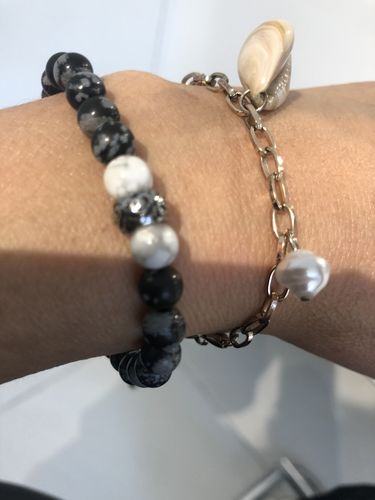 Customer photo review of BRACELET OBSIDIENNE FLOCON DE NEIGE 6 mm