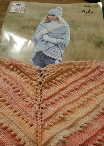 Customer photo review of 2022 Special Edition Shawl Knitting/Crochet Box!