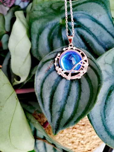 Customer photo review of Collier pierre de lune