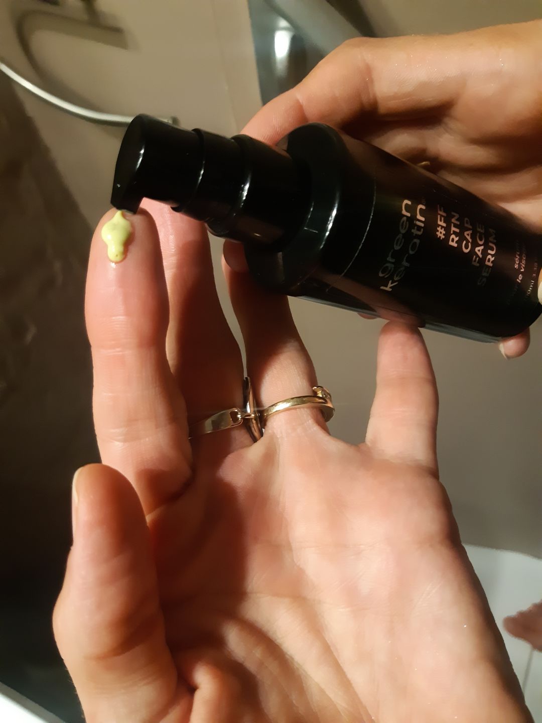 Customer photo review of #RTN CAP 0.5% - Sérum de Nuit pour le visage, Sans Parfum