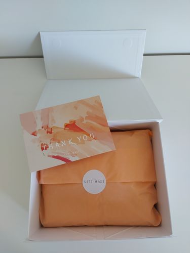 Customer photo review of Premium Magnetic Gift Box White - Extra Large