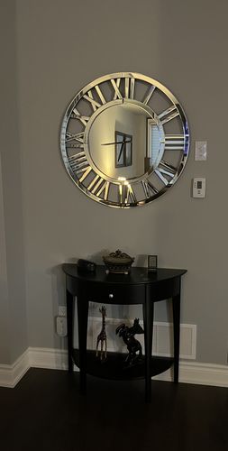 Customer photo review of 32" Luxury Real Mirrored Clock