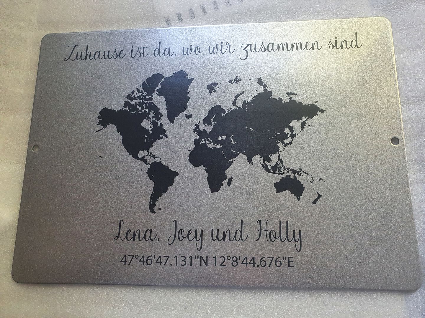 Customer photo review of Geschenk Weltkarte mit Koordinaten - personalisiert