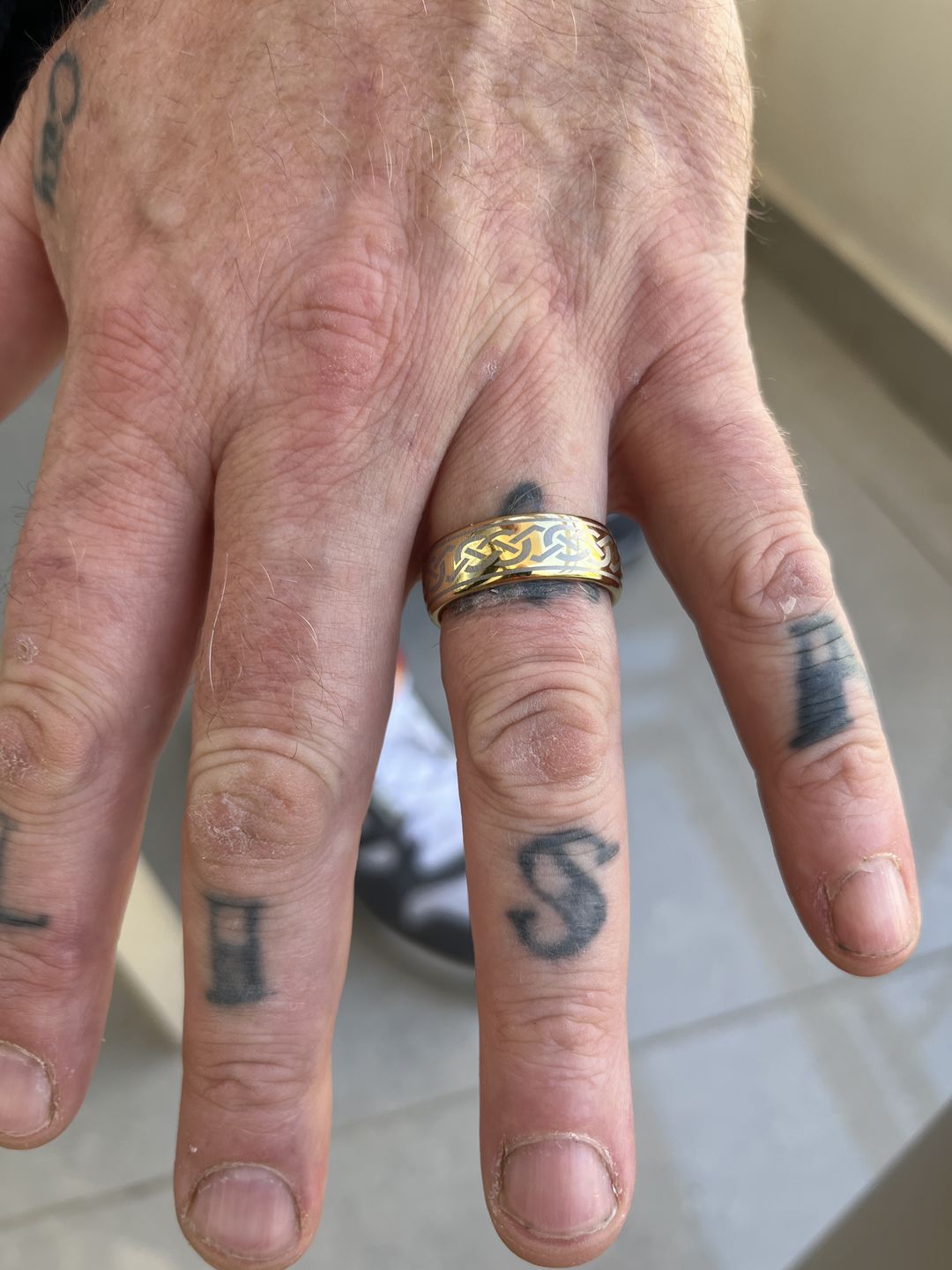 Customer photo review of The Celtic Knot Wonder Ring