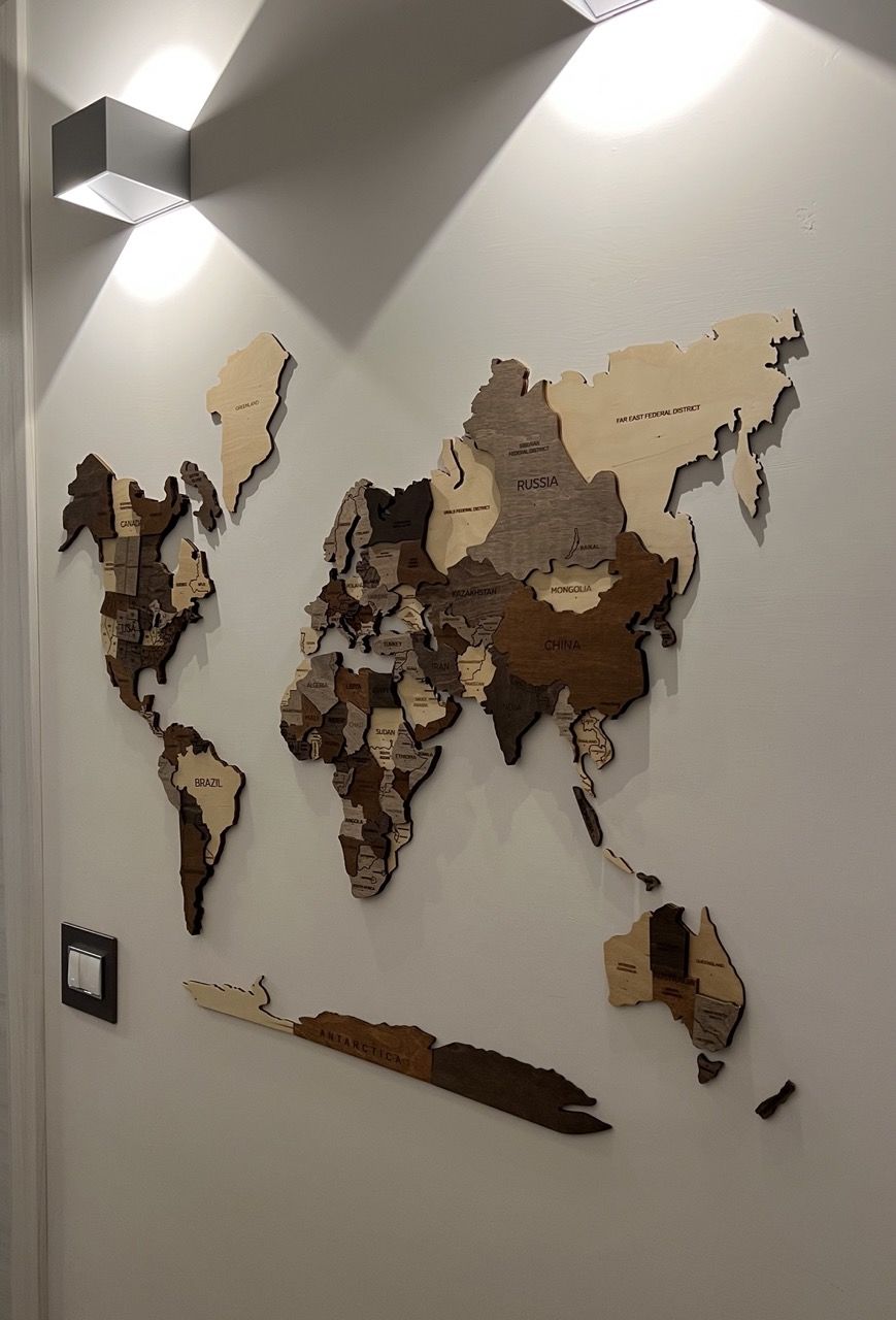 Customer photo review of Wooden World Landmarks Pins