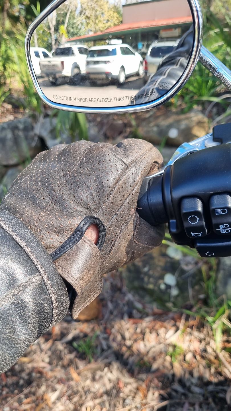 Customer photo review of Thumpa's | Short Cuff Summer Motorbike Gloves | Perforated Retro Brown Distressed Leather