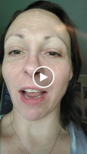 Customer video review of SHOW LASH