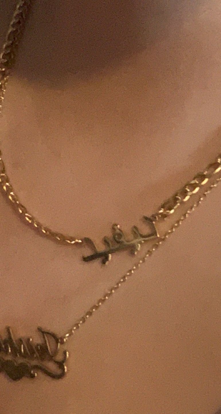 Customer photo review of Arabic Name Necklace
