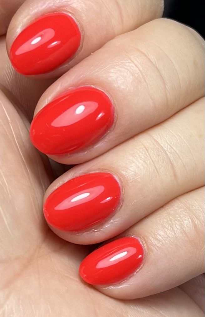 Customer photo review of Semilac 134 Red Carpet UV Gel Polish 7ml