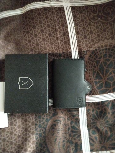 Customer photo review of Black & Red