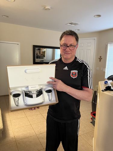 Customer photo review of Peach Ice - Flum Float Disposable Vape