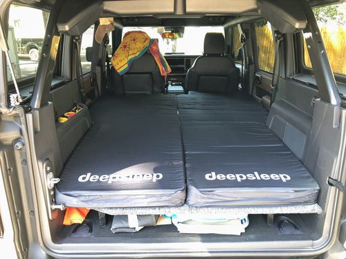 Customer photo review of deepsleep Solo Mat for Ford Bronco