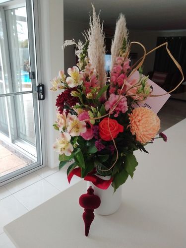 Customer photo review of Christmas Vase