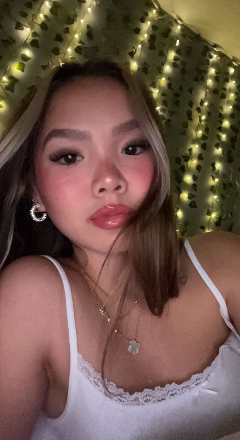 Customer photo review of Extra Earrings